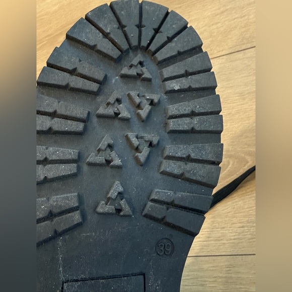 ✨Host pick ✨Steven By Steve Madden Black Boots with excellent condition size 39 - Picture 8 of 10